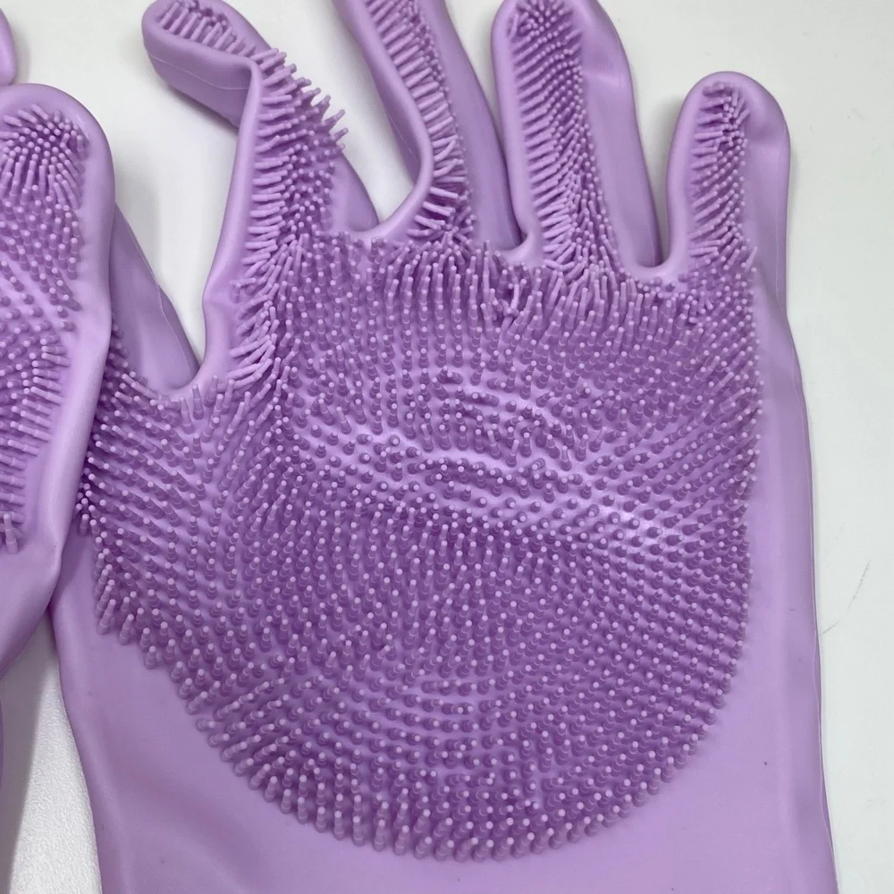 Two Pair Silicone Dog Washing Gloves Purple with Scrubbing Nibs